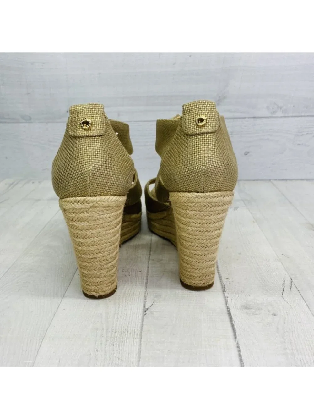 Michael Kors BERKLEY Gold Metallic Canvas Zip Jute Trim Platform Sandal Sz 9.5 M